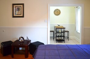 1 bedroom, iron/ironing board, WiFi, bed sheets