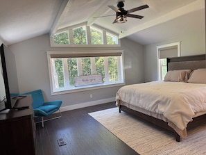 3 quartos, berço de viagem, Wi-Fi, roupa de cama
