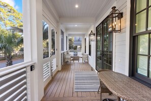 Outdoor dining - Sanctuary at Carillon. Exceptional Home, The best of the best. (Panama City Beach)