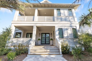Exterior - Sanctuary - Luxury Home + Carriage in Carillon Beach, Sleeps 18 (Panama City Beach)