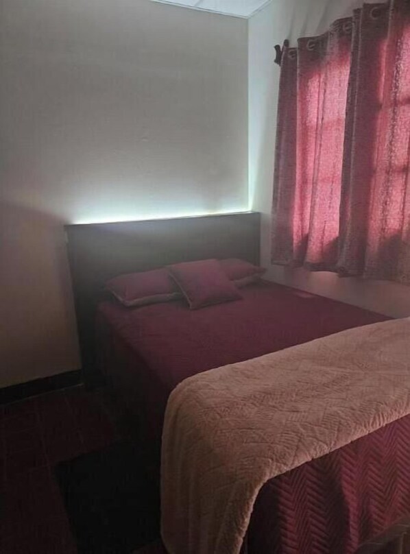 1 bedroom, Internet, bed sheets