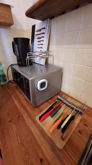 Microonde, forno, piano cottura