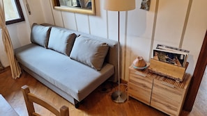 TV