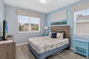 9 bedrooms, iron/ironing board, WiFi, bed sheets