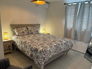 2 habitaciones, escritorio, wifi gratis y ropa de cama 