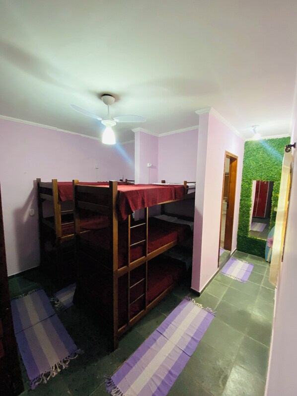 Economy Room, Multiple Beds, Private Bathroom | Hypo-allergenic bedding, free WiFi