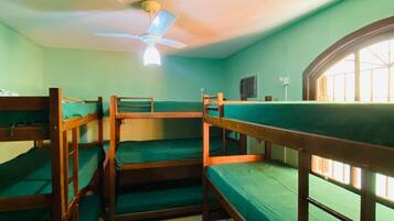 Gemeinsamer Economy-Schlafsaal, Gemischter Schlafsaal | Allergikerbettwaren, kostenloses WLAN