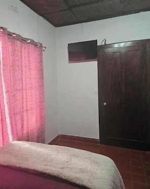 1 bedroom, Internet, bed sheets