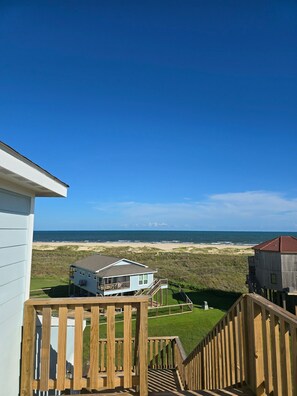 Property grounds - Ocean Vista 360 view matagorda beach New Beach house 4 BR 4 BH 12 ppl (Matagorda)