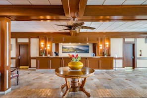 Studio | Internet - Lahaina Shores 215 in Lahaina (Lahaina)