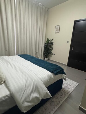 Blackout curtains, iron/ironing board, free WiFi