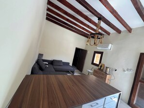 Interior - Cozy Stone House With 1 Bedroom (Marathounta)