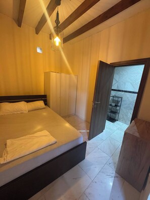 Apartment, 1 Bedroom, Smoking