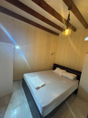 Apartment, 1 Bedroom, Smoking | 1 bedroom