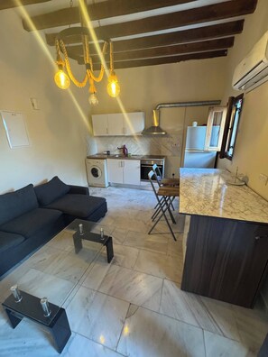 Apartamento, 1 habitación, fumadores | Zona de estar