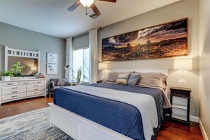 4 bedrooms, iron/ironing board, WiFi, bed sheets