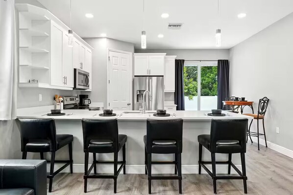 Microwave, oven, stovetop, dishwasher