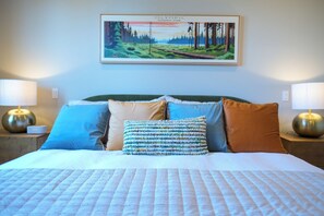 3 habitaciones, tabla de planchar con plancha y cuna de viaje 