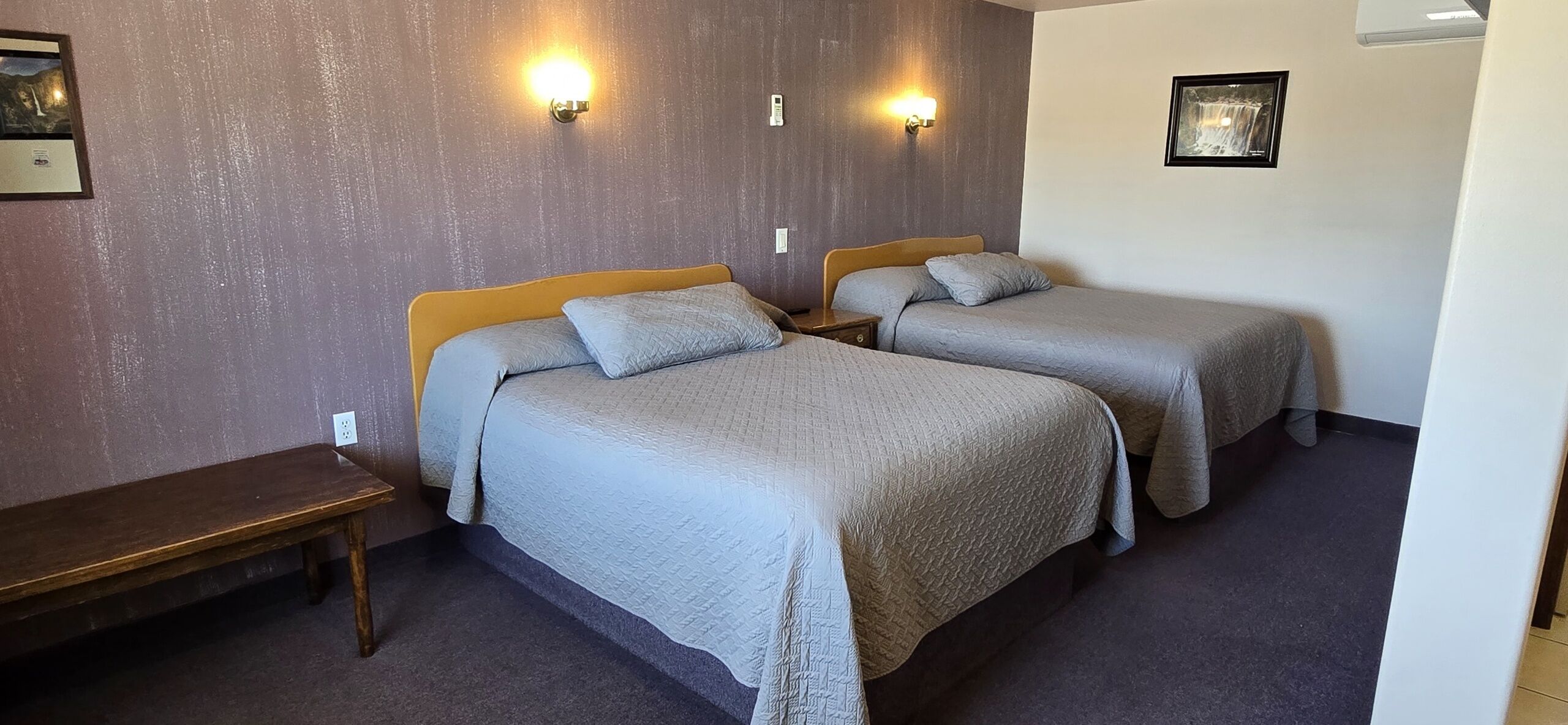 四人房 | 免費無線上網、床單