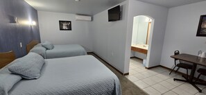 Habitación Cuadruple, Planta Alta | Wifi gratis y ropa de cama 