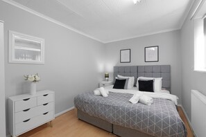 Familie huis, terras | Gratis wifi, beddengoed