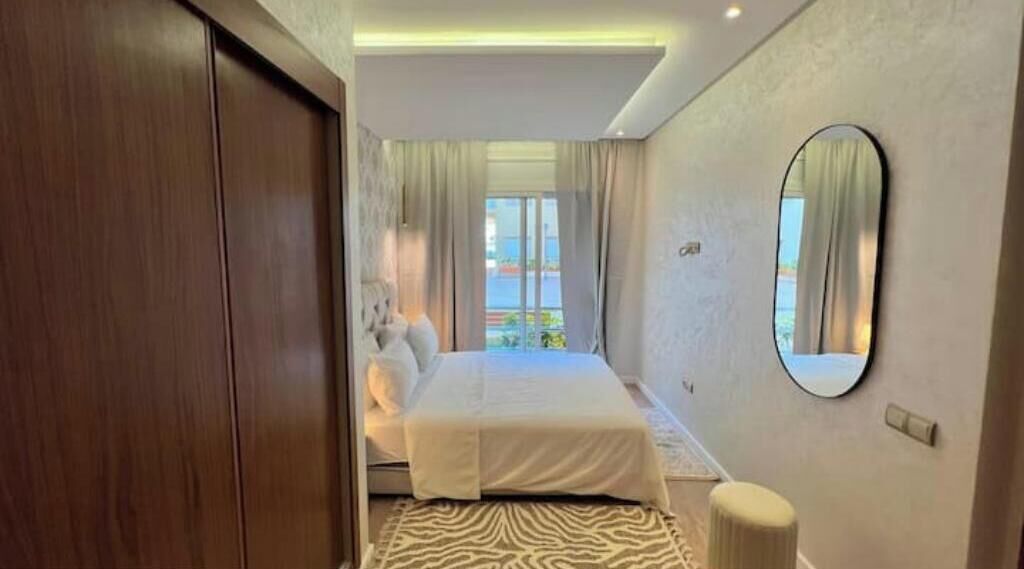 2 chambres, fer et planche à repasser, lit parapluie, Wi-Fi gratuit