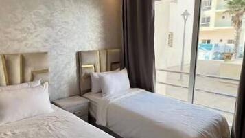 3 habitaciones, internet y ropa de cama