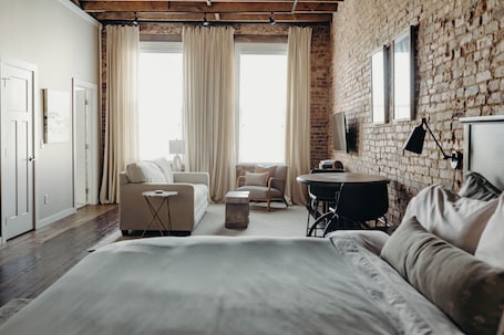 1 camera, ferro/asse da stiro, Wi-Fi, lenzuola. Historic Industrial Loft State Parks Sparta TN
