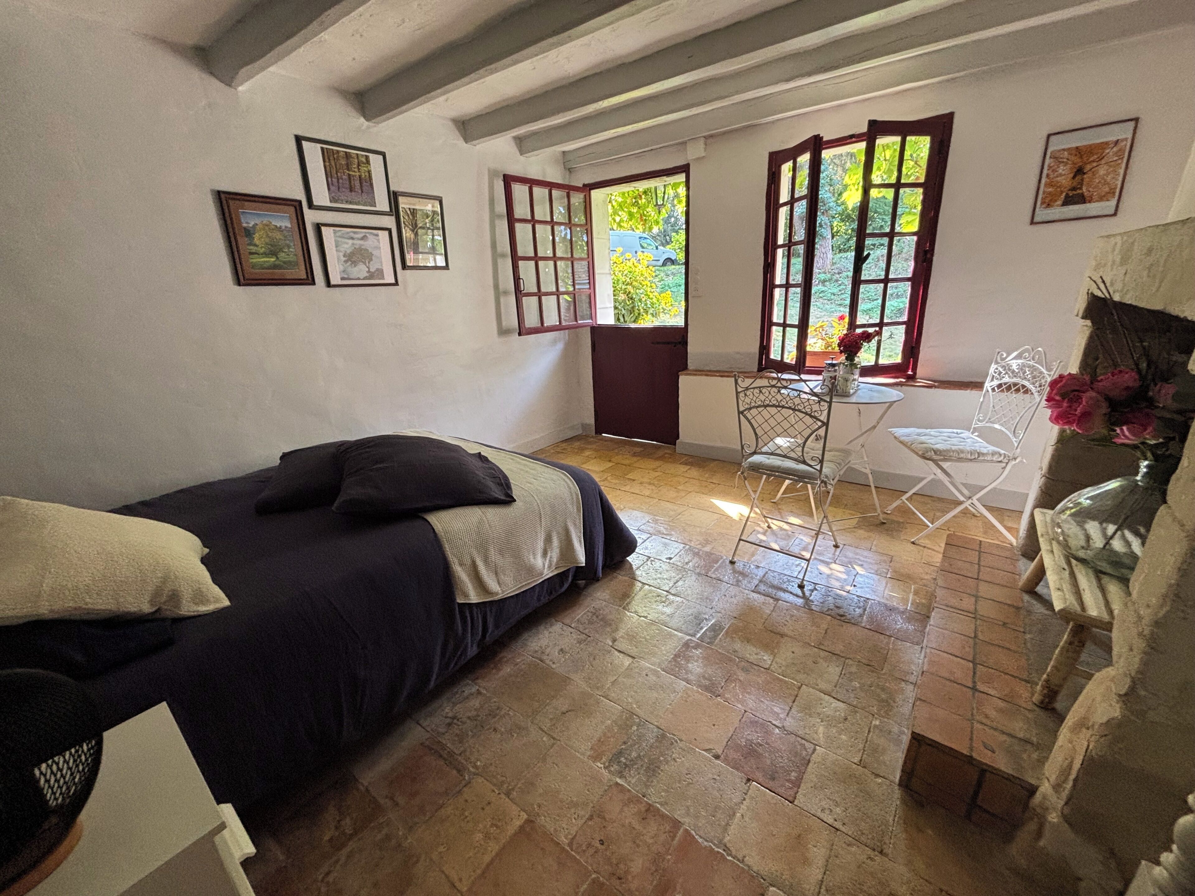 1 bedroom, WiFi (free), bed sheets