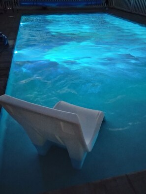 Udendørs pool, opvarmet pool