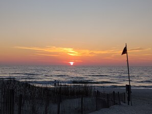 Sun-loungers - Cape San Blas 5 Bedroom Home with Private Pool (Port St. Joe)
