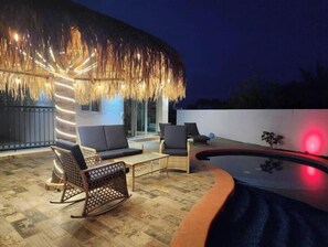 Terrace/patio - Casa Luisa, 3 bedrooms, 2½ baths, pool, beach! (Cabo San Lucas)