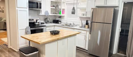 Oven, stovetop
