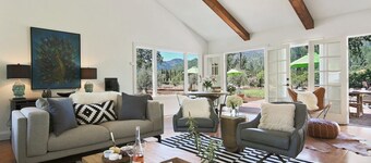 Sonoma Vineyard Retreat with Pool, Hot Tub & Vineyard Views