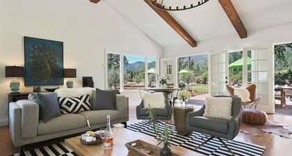 Sonoma Vineyard Retreat with Pool, Hot Tub & Vineyard Views
