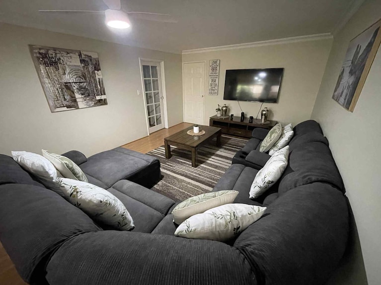 Wannanup Retreat - Spacious Family Home - Sleep Up To 10 - Pet Friendly - Mandurah