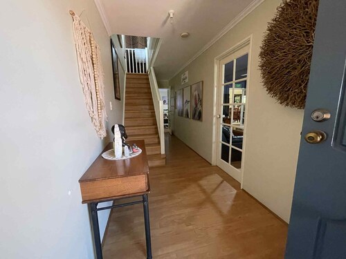Wannanup Retreat - Spacious Family Home - Sleep Up To 10 - Pet Friendly