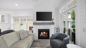 Smart TV, books