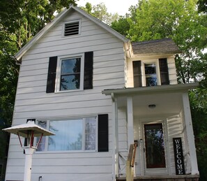 المنشأة من الخارج