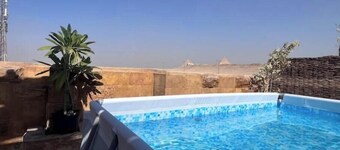 Pyramidia Serene Rooftop & Pool, Studio 603