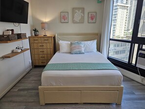 1 bedroom, iron/ironing board, free WiFi, bed sheets