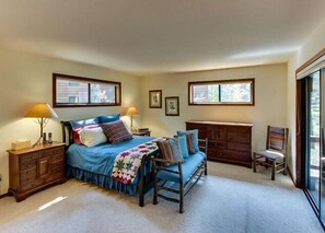 4 bedrooms, free WiFi, bed sheets