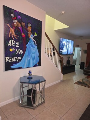 Interior - Mel & Mo's Disney Dream Paradise (Kissimmee)