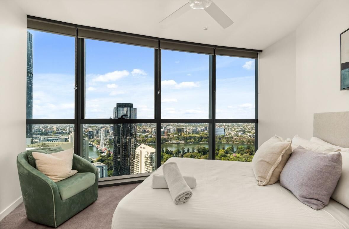 3 chambres, fer et planche à repasser, Wi-Fi, draps fournis