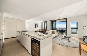 Fernseher, Arbeitsbereiche