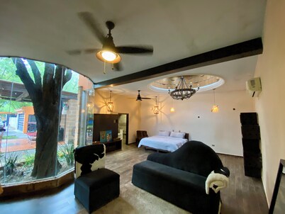 3-bedroom house with air conditioning and Amazing pool