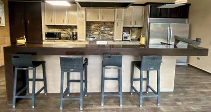 3-bedroom house with air conditioning and Amazing pool