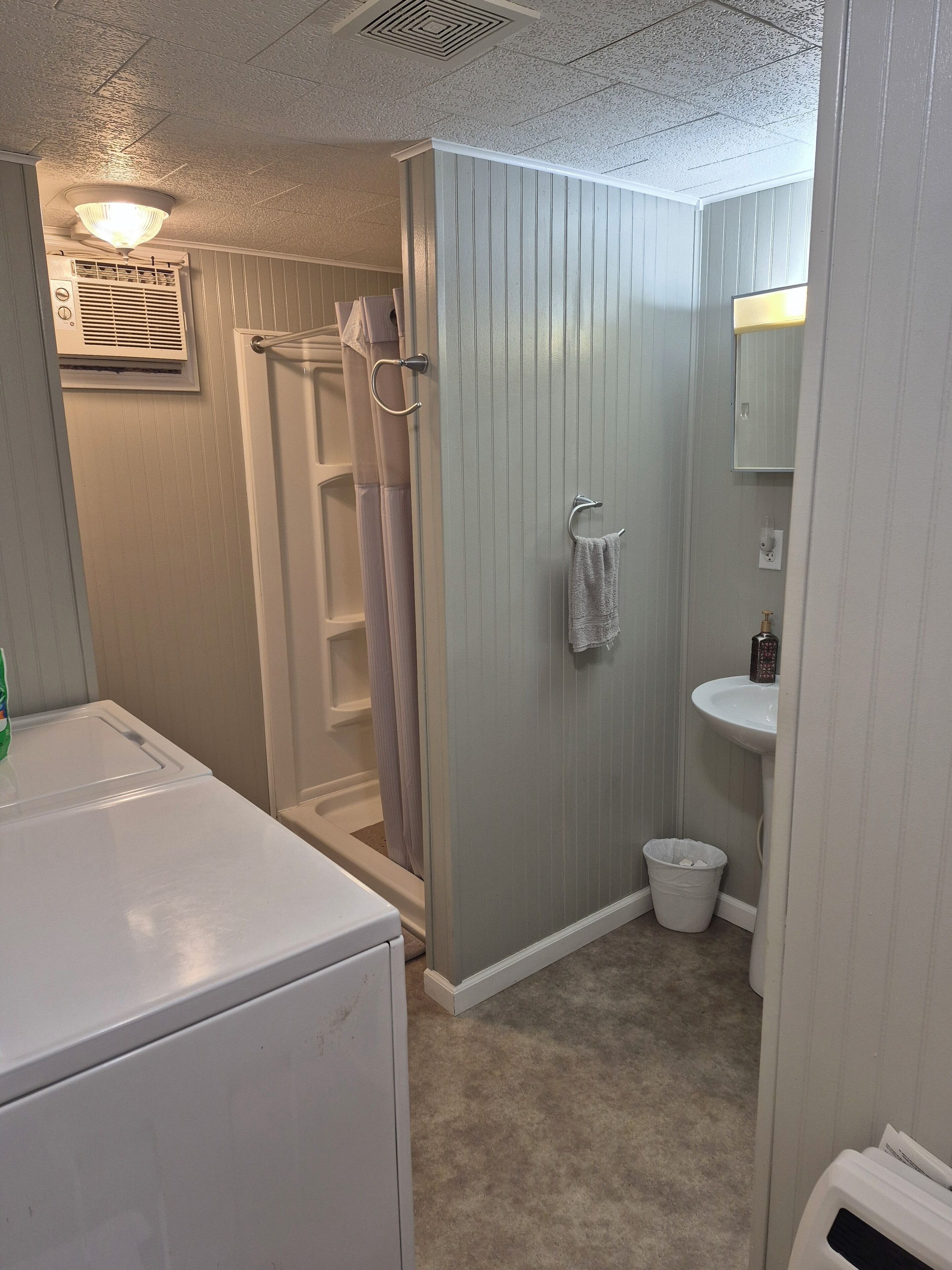 Towels, toilet paper