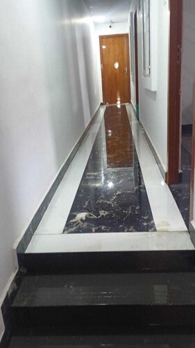 Renovated Individual bedroom with attached bathroom, AC at Vellore city near CMC