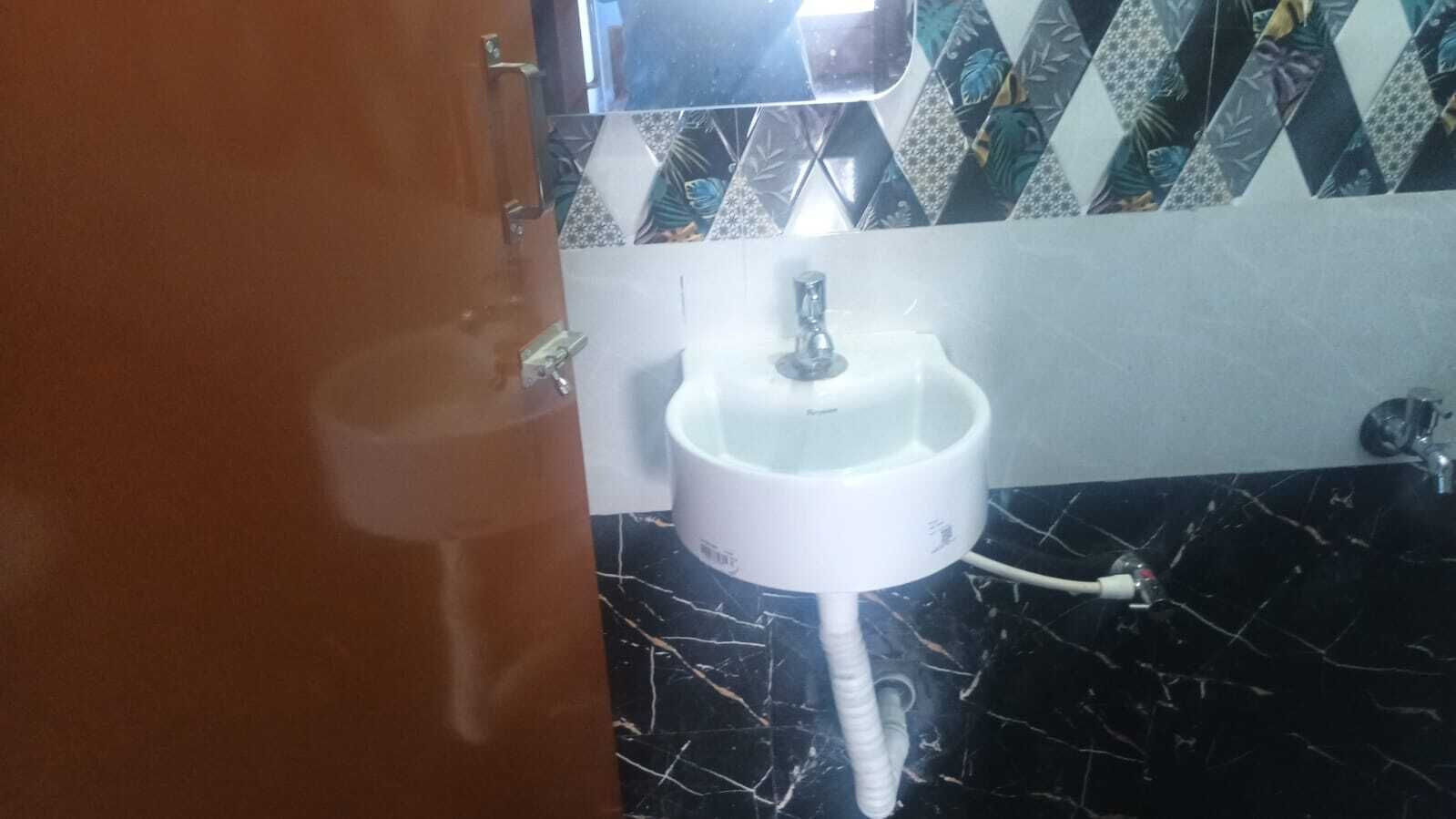 Shower, toilet paper